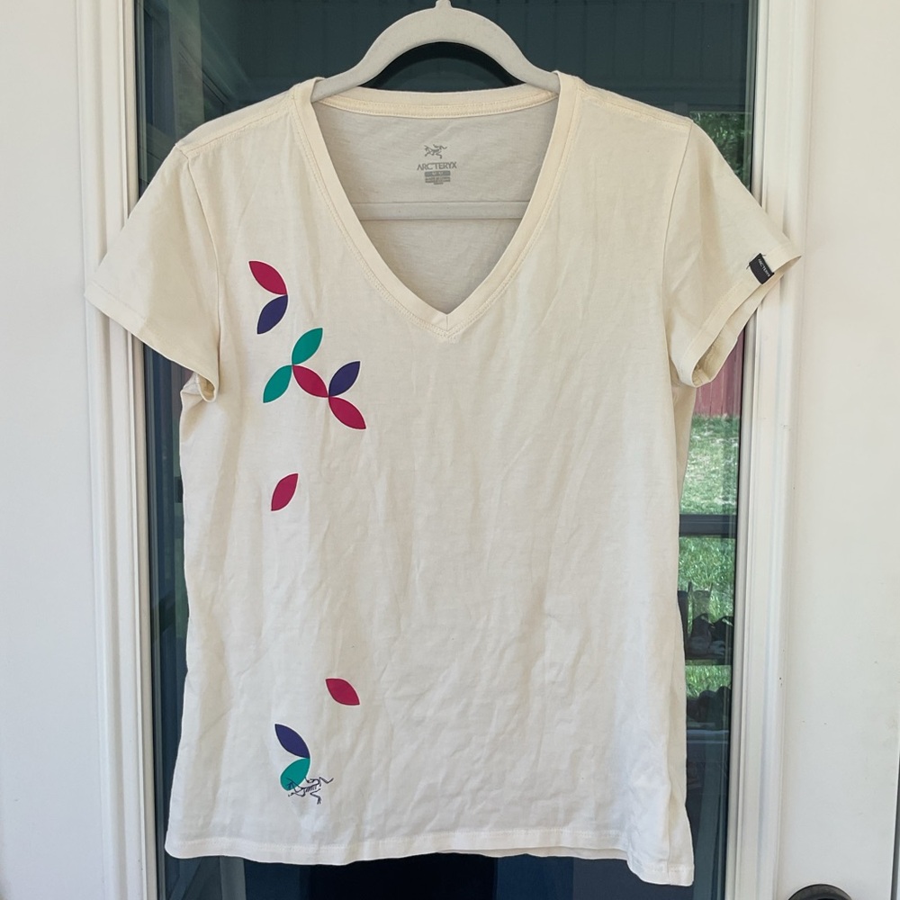 Arc'teryx Graphic V-Neck T Gorpcore Leaf Design Size Medium